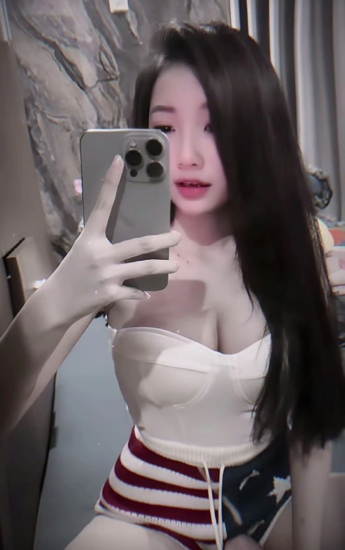 gái xinh lôi cuốn