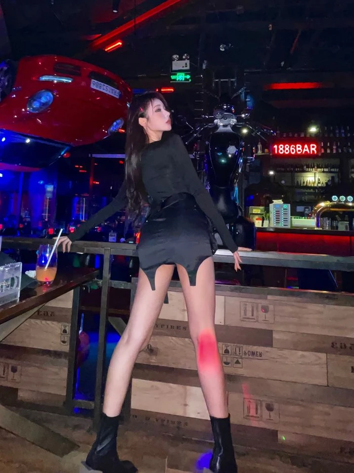 gái xinh thanh lịch