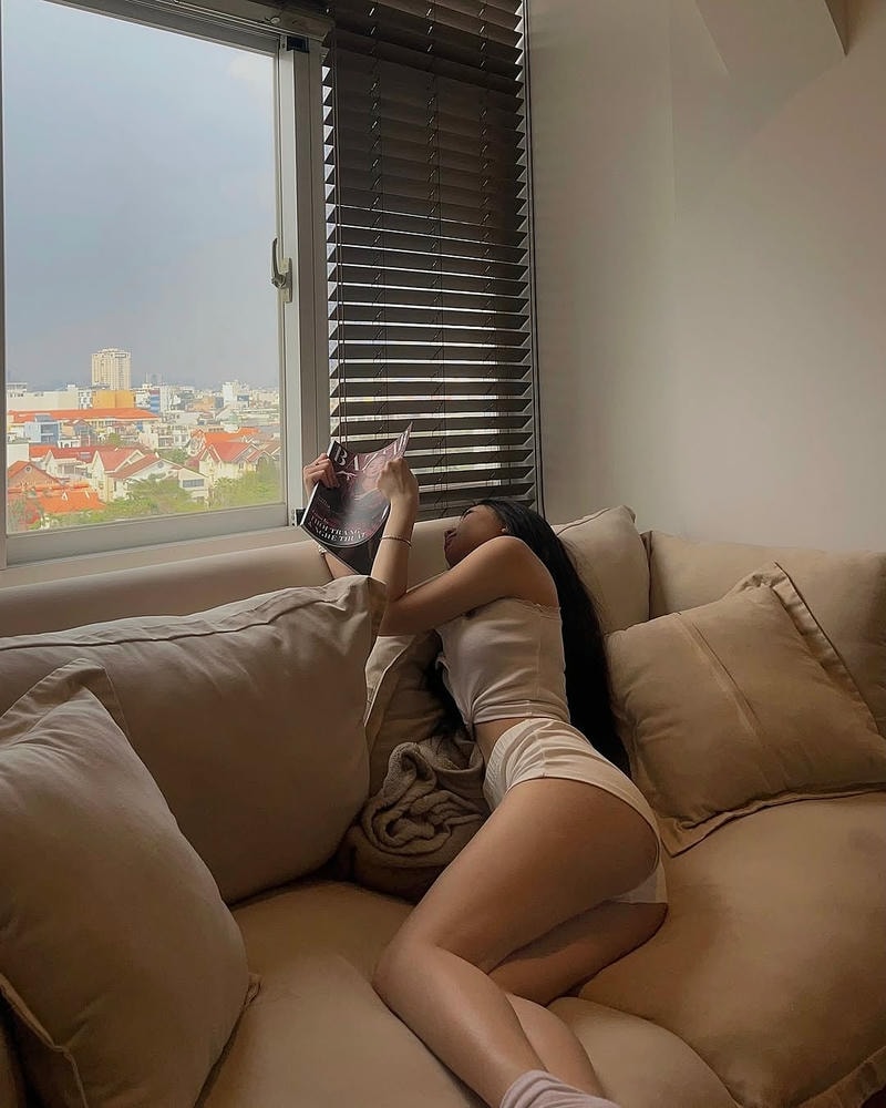 hình gái che mặt