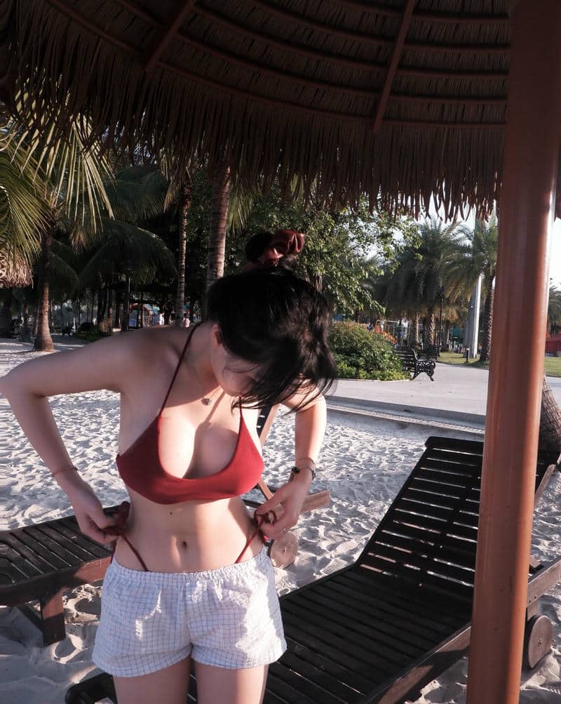 hình gái xinh che mặt