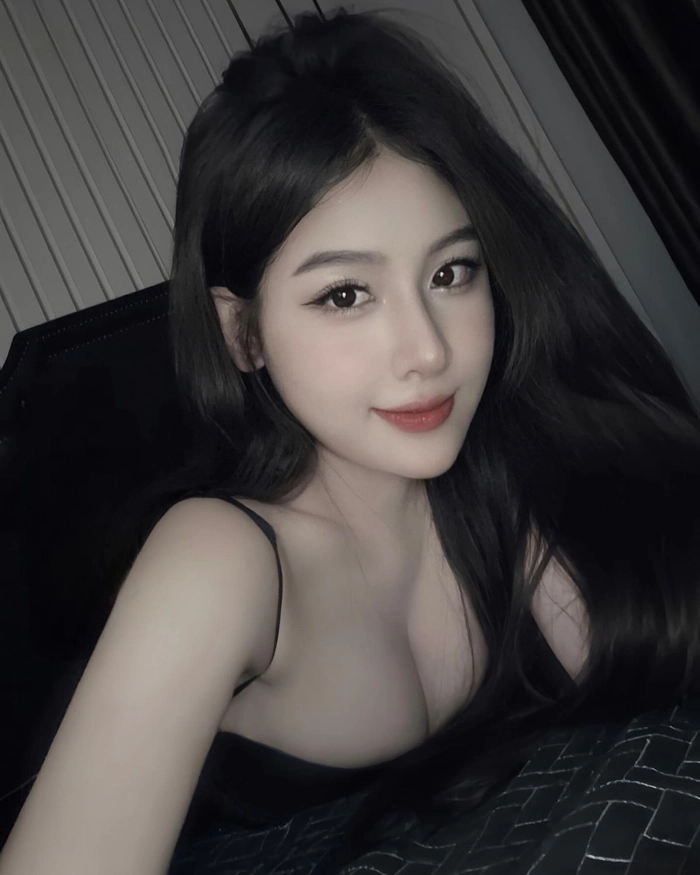 hot girl body chuẩn