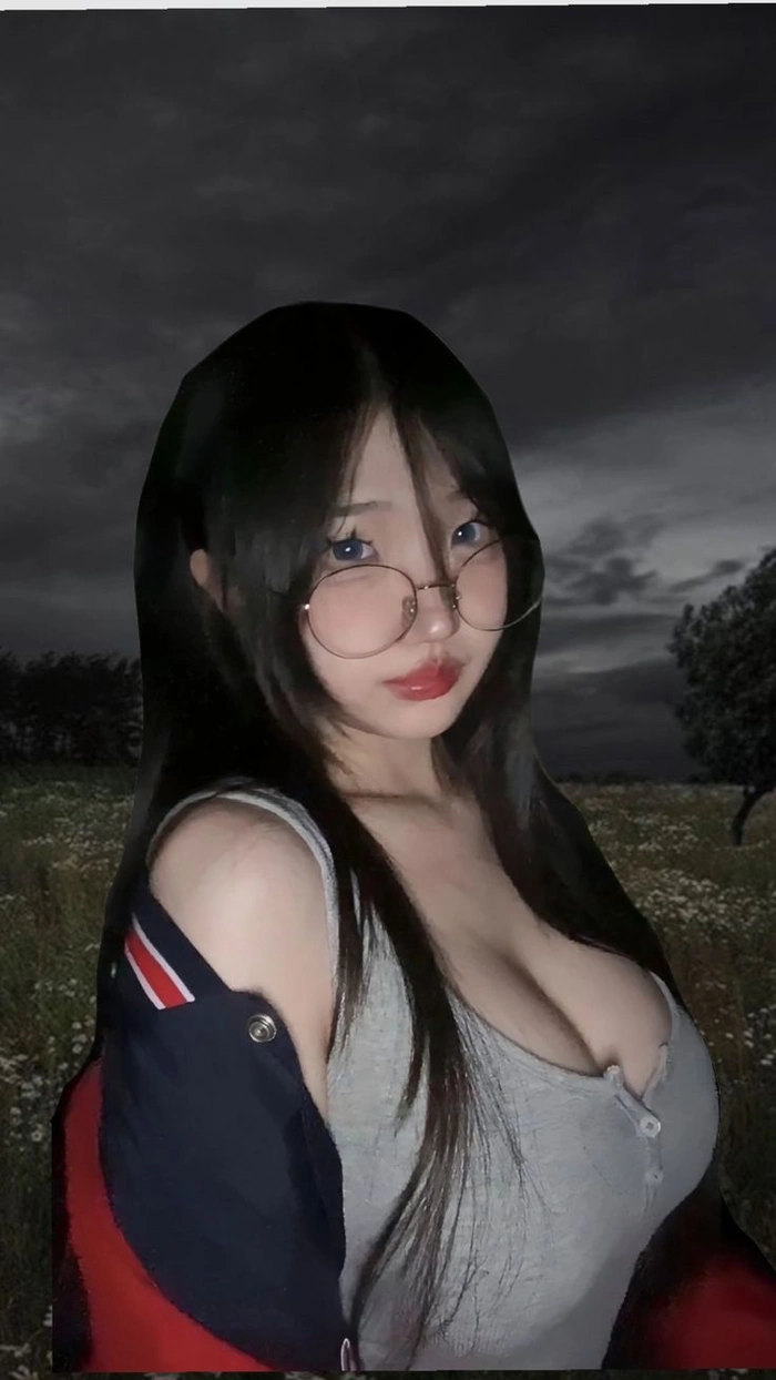 hot girl cuốn hút