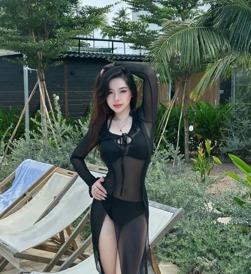 hot girl váy lưới sexy