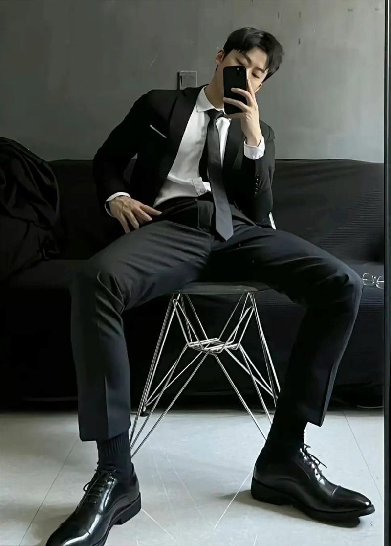 trai đẹp mặc vest