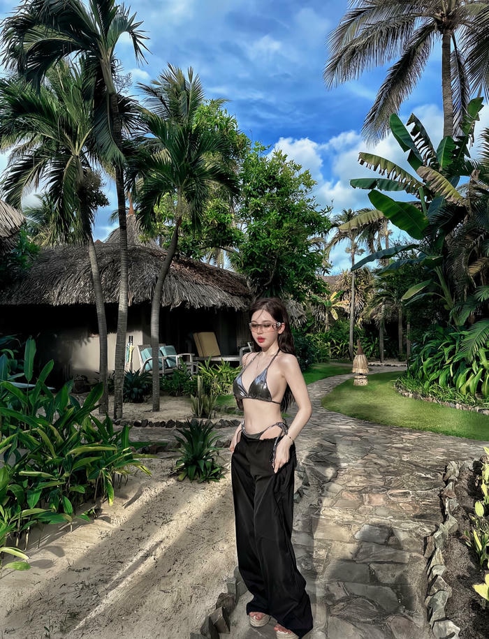 trần huyền châu 16