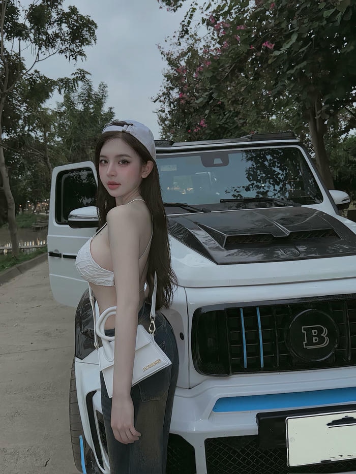 trần huyền châu 24