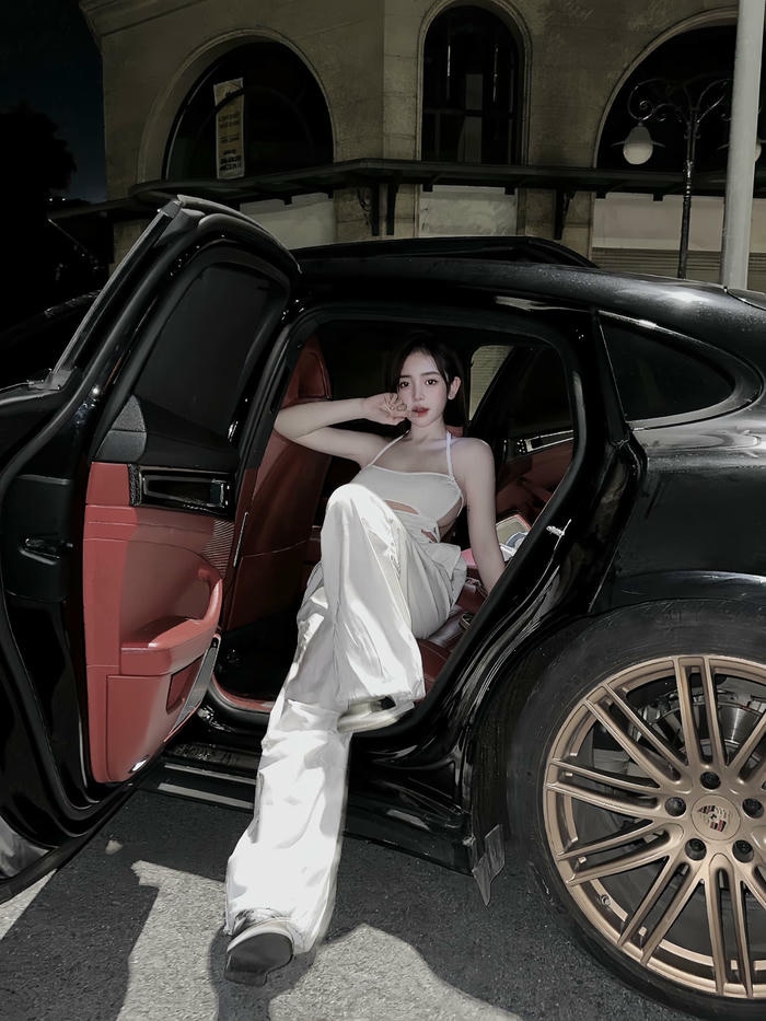 trần huyền châu 9