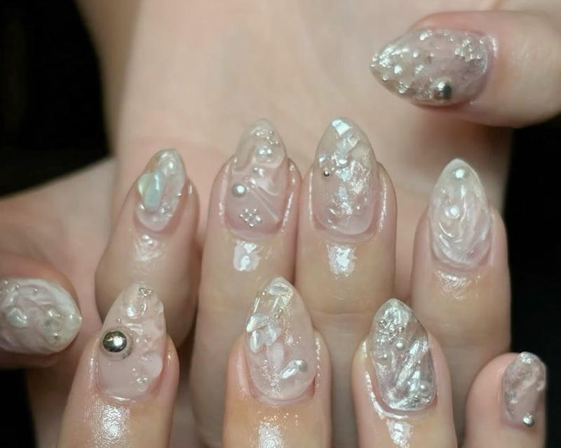 mẫu nail tay ngọc trai