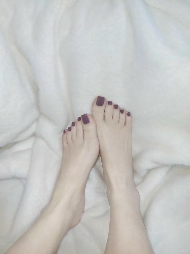 móng chân tím đẹp thủy chung