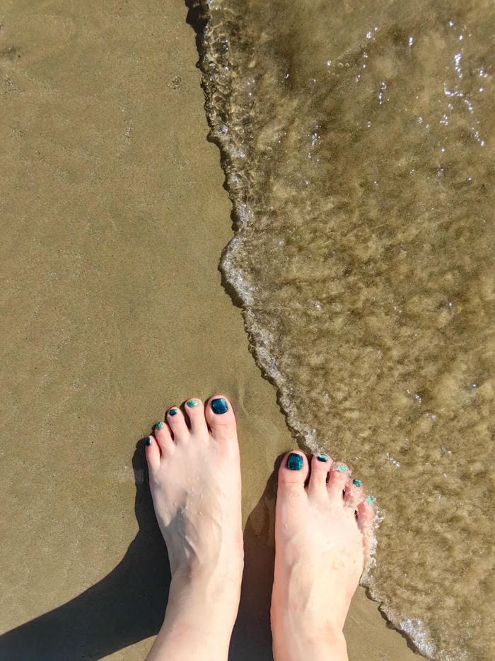 nail chân đi biển cực trend