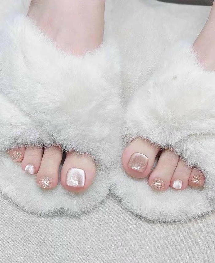 nail chân đơn giản hợp đi biển