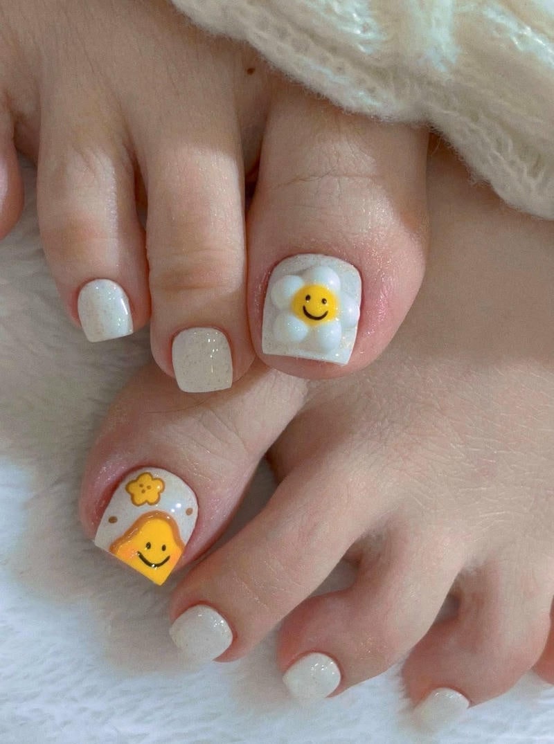 nail chân họa tiết gấu độc đáo