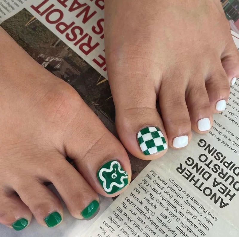 nail chân kẻ độc đáo