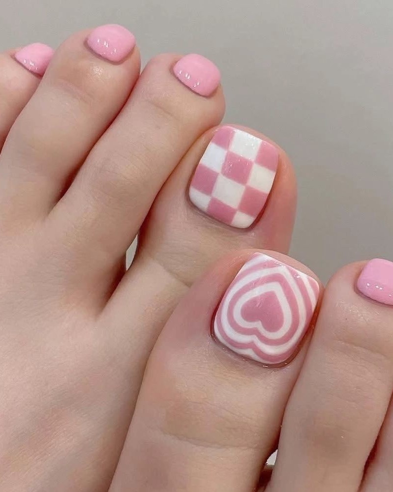 nail chân kẻ nổi bật cá tính