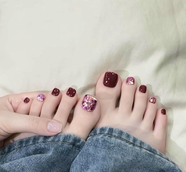 nail chân lấp lánh đáng yêu