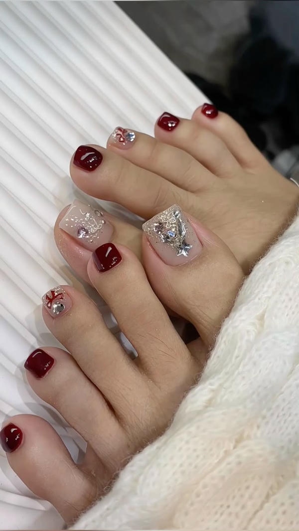 nail chân lấp lánh màu xanh