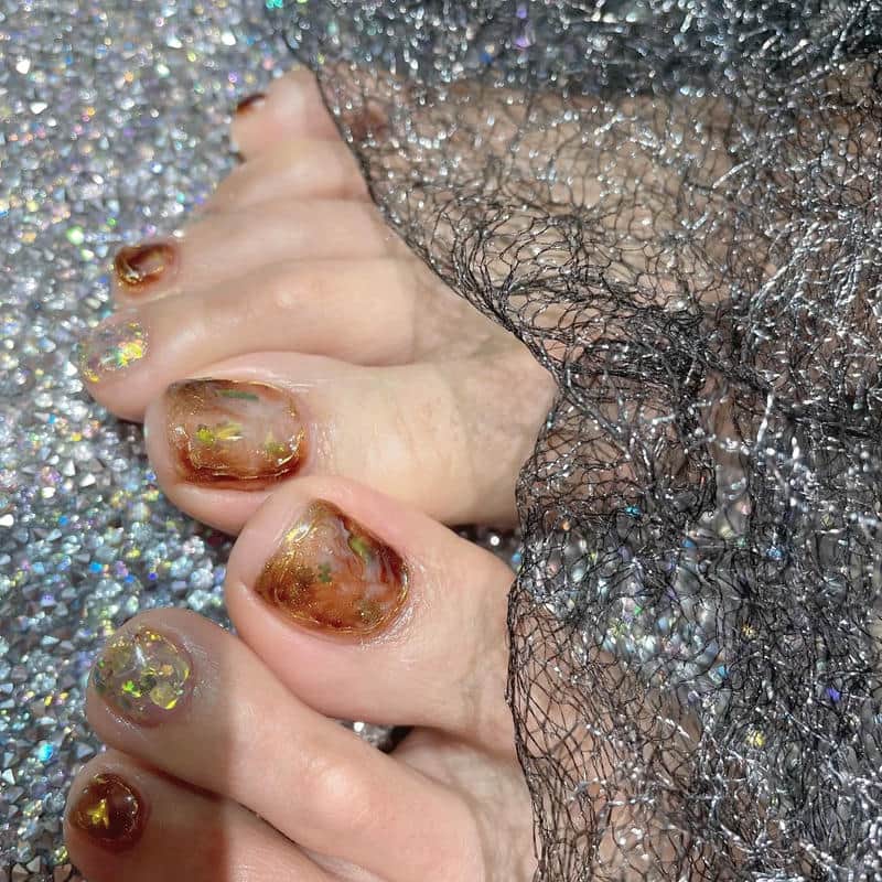 nail chân loang màu xanh