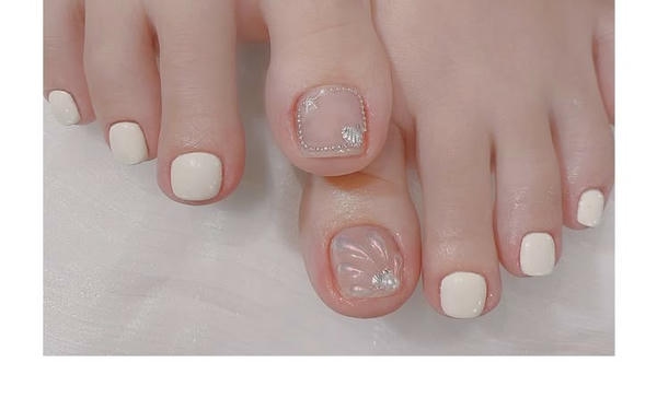 nail chân màu kem cực chất