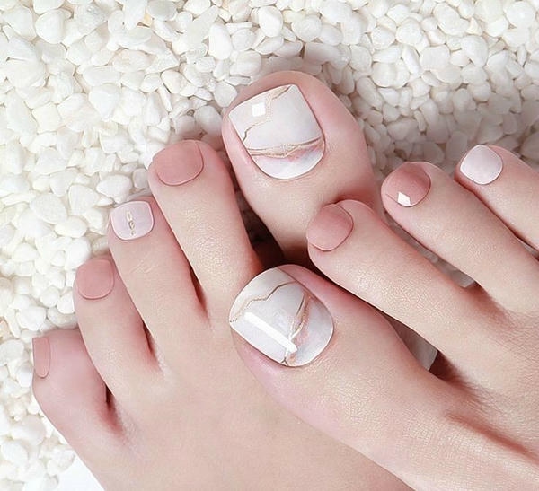 nail chân màu kem cực đẹp