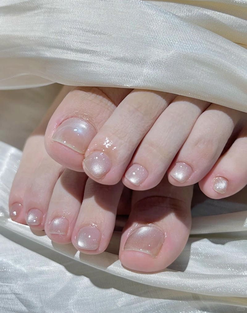 nail chân màu nude cực nổi bật