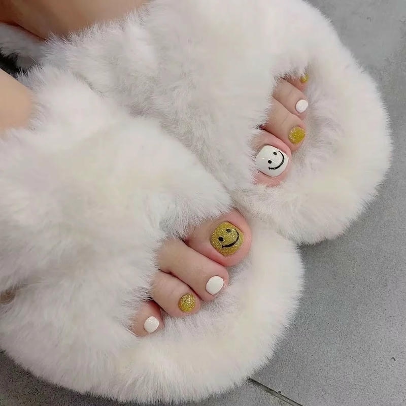 nail chân ngắn dễ thương