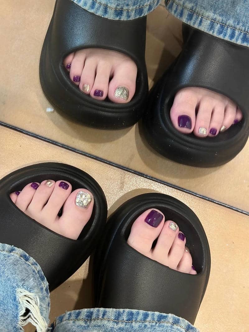 nail chân trung tuổi màu nude