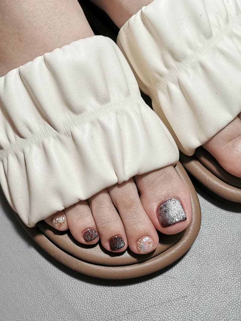 nail chân trung tuổi mới nhất