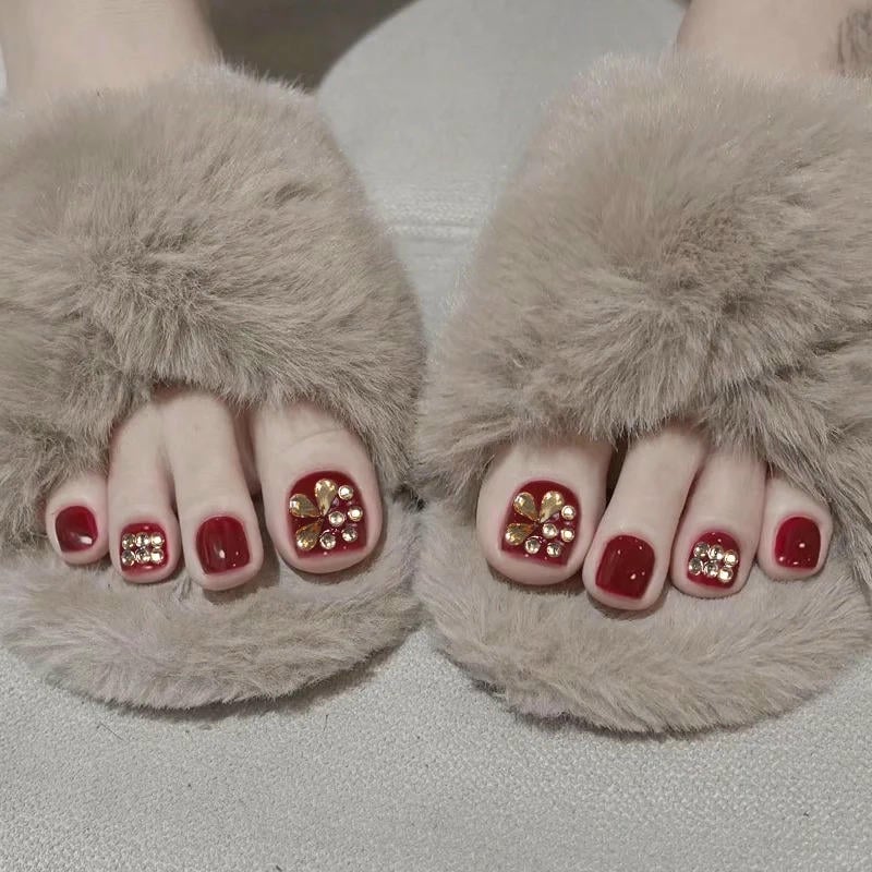 nail chân trung tuổi nổi bật tinh tế