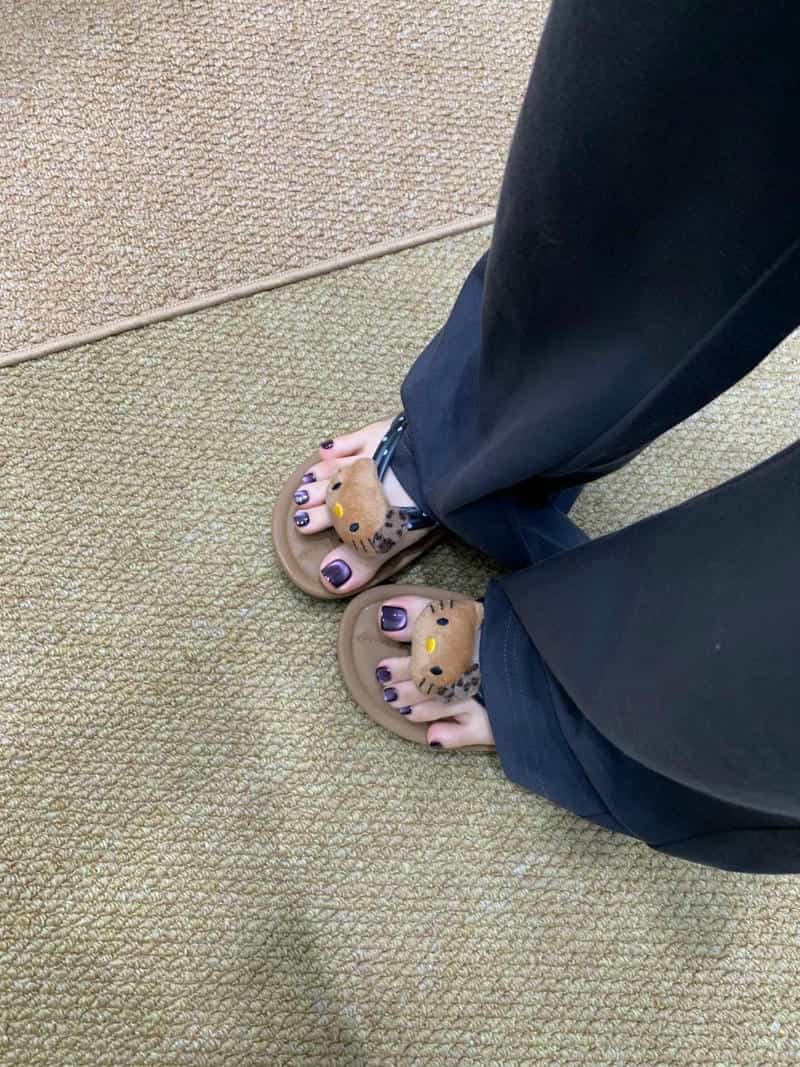 nail chân trung tuổi thanh lịch