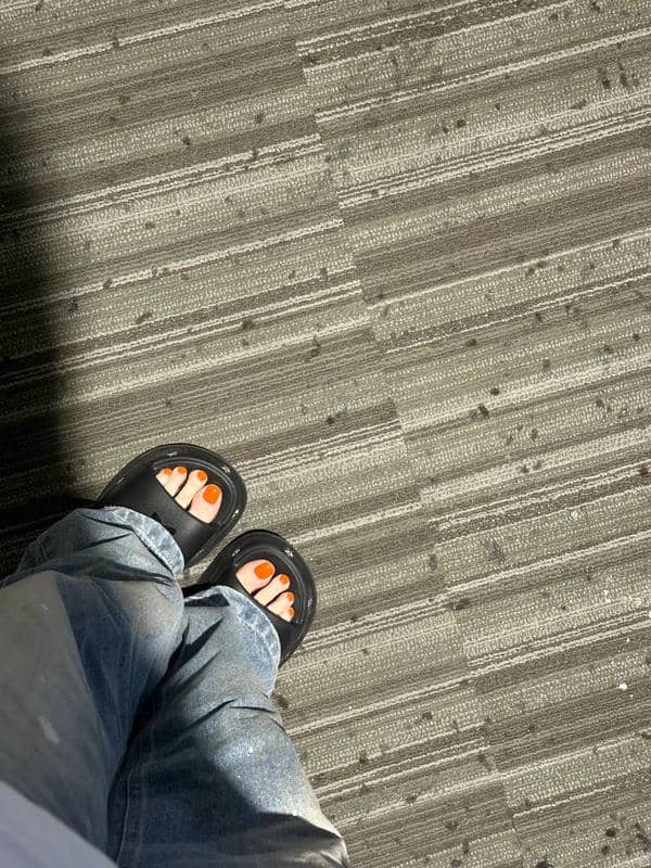 nail màu cam nữ tính