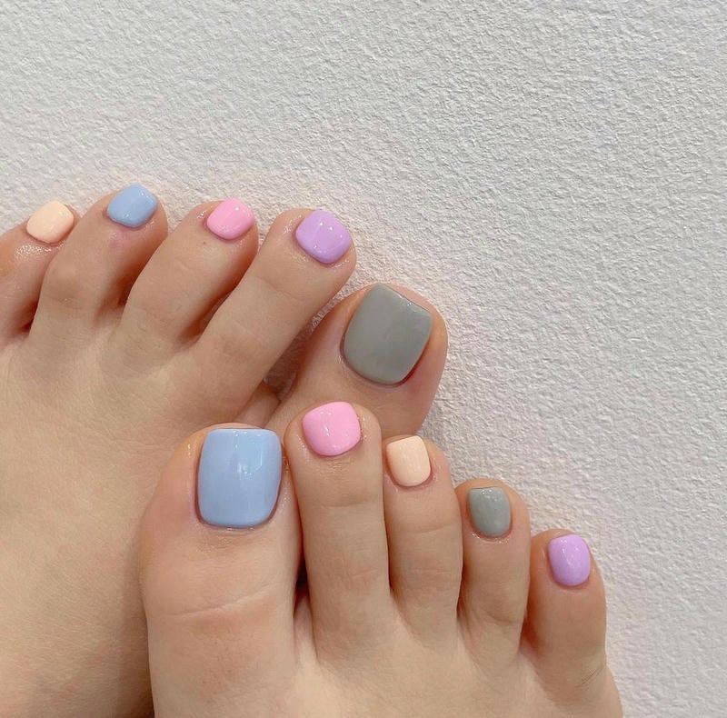 nail nhiều màu sắc nữ tính