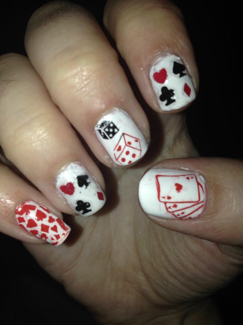 nail tay bộ bài phong cách