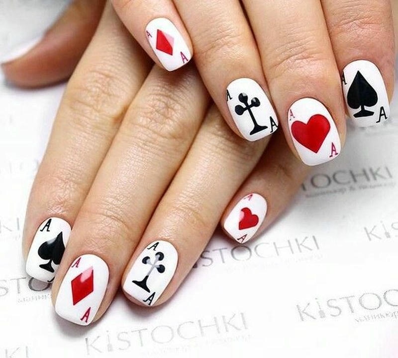 nail tay bộ bài trendy