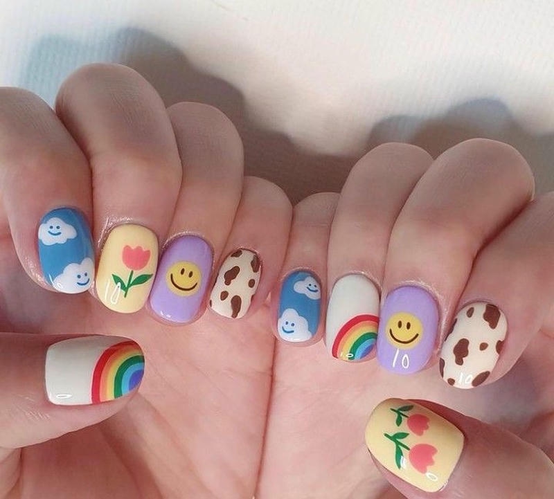 nail tay cầu vồng cực lạ