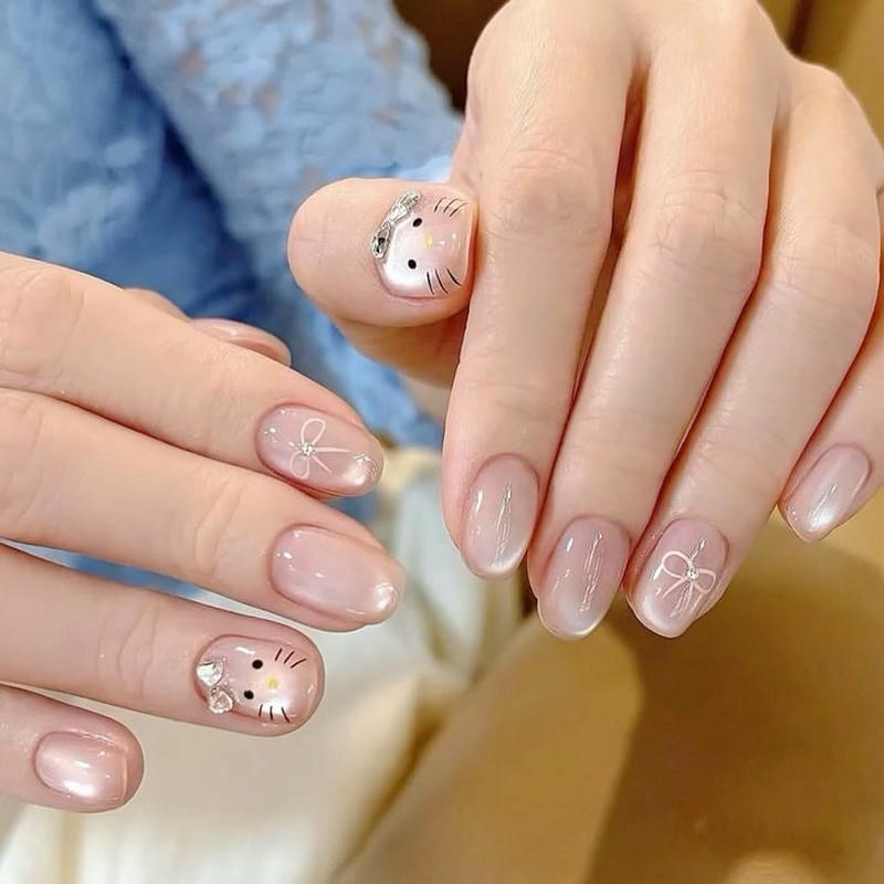 nail tay mắt mèo phong cách