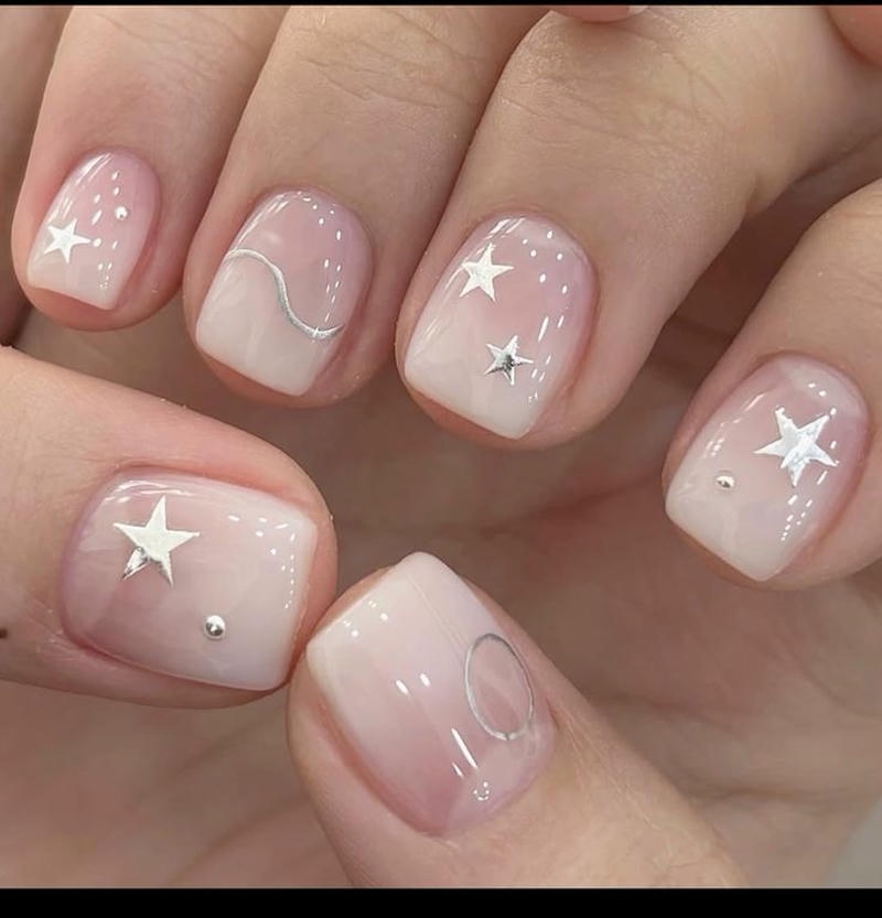 nail tay mắt mèo trendy 2025