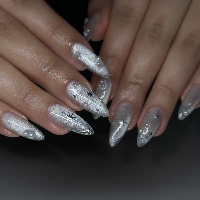 nail tay màu bạc dự tiệc
