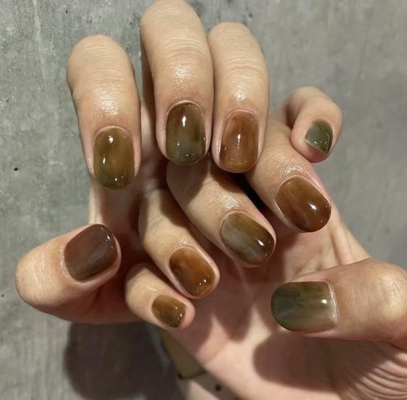 nail tay màu nâu ánh kim