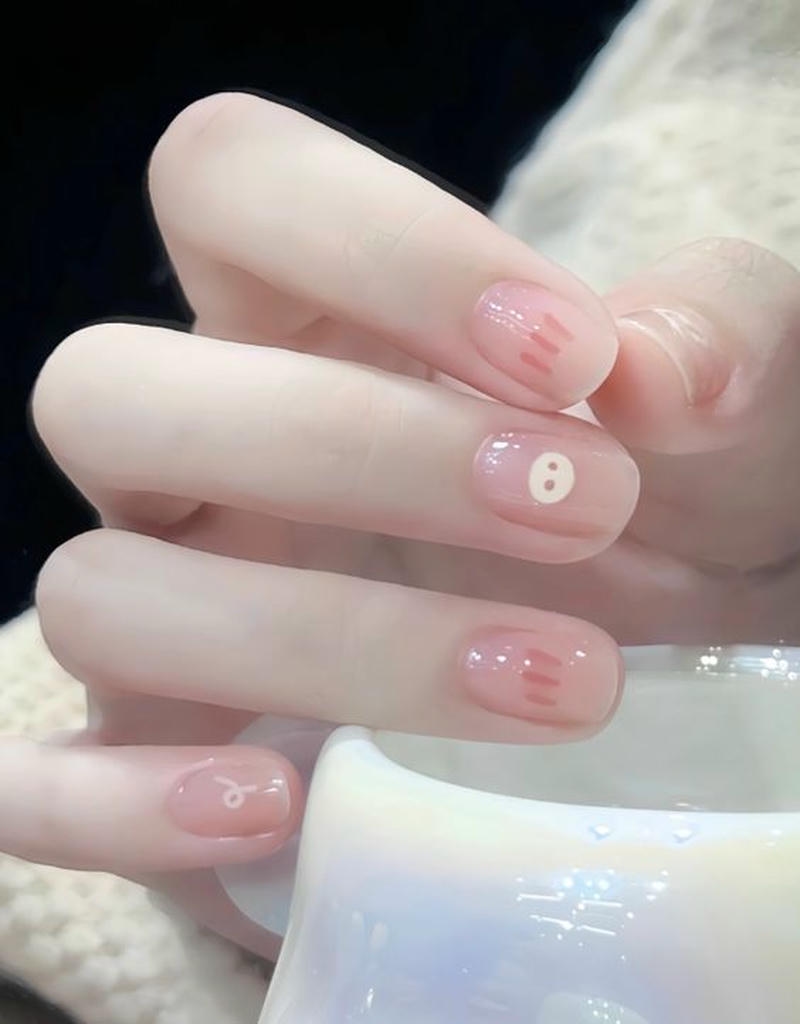 nail tay màu nude cực sang