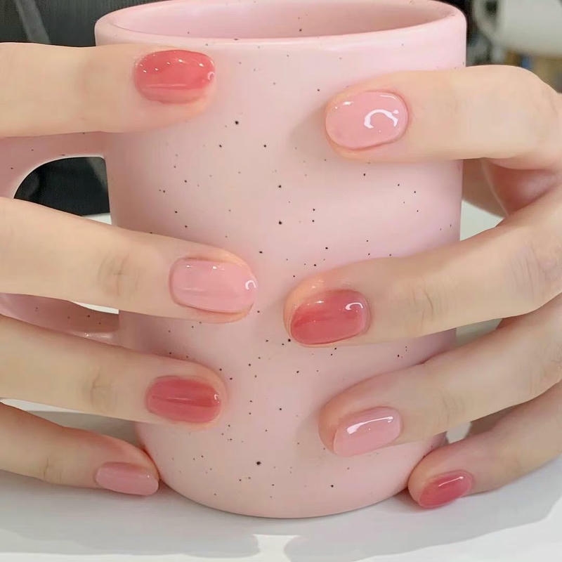 nail tay màu nude đơn giản đẹp