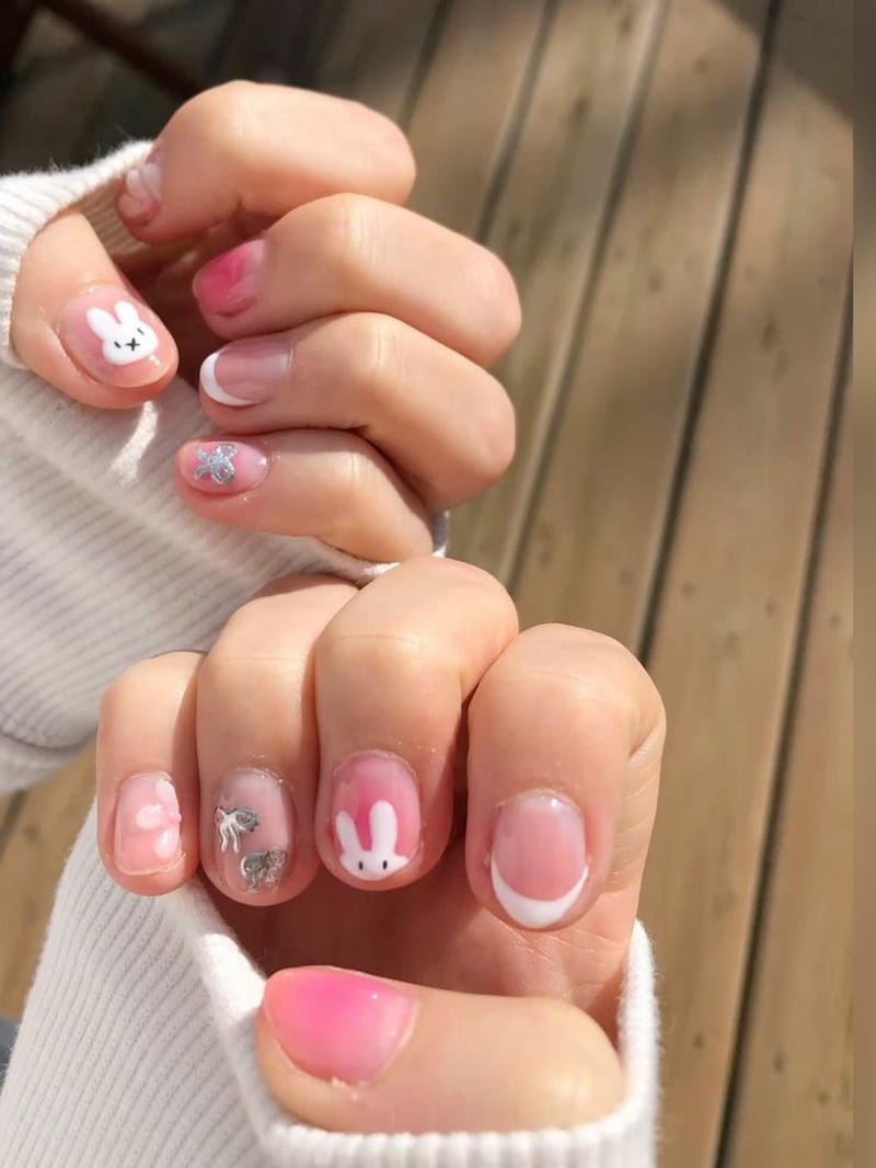 nail tay màu nude đơn giản