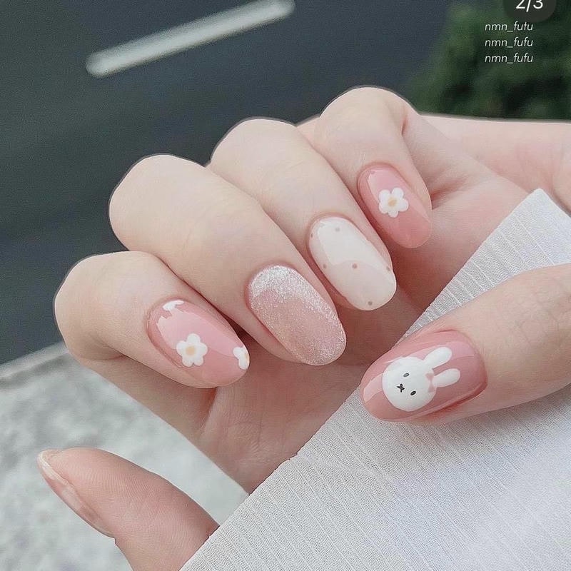 nail tay màu nude ombre
