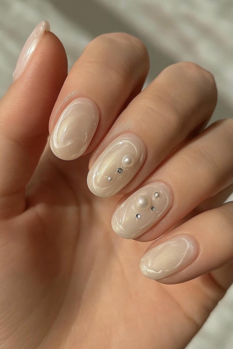 nail tay màu trắng cực độc đáo
