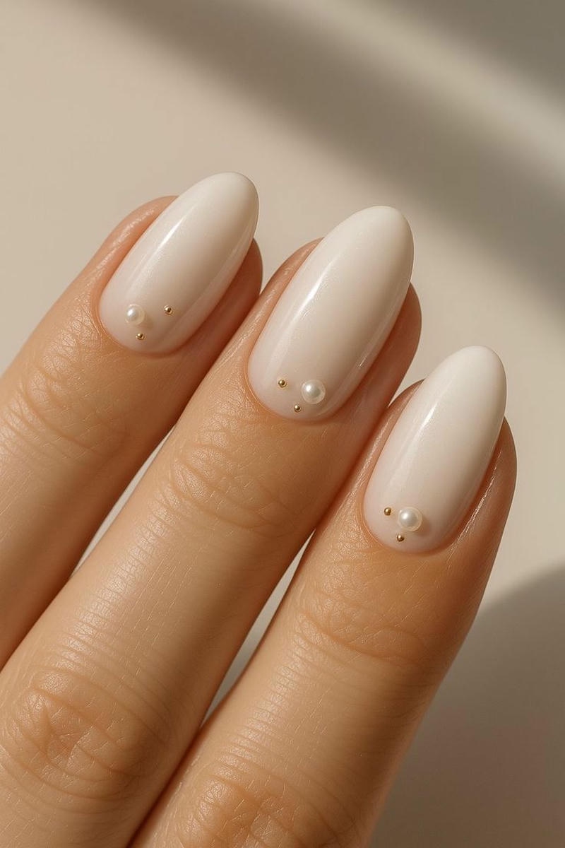 nail tay màu trắng dự tiệc