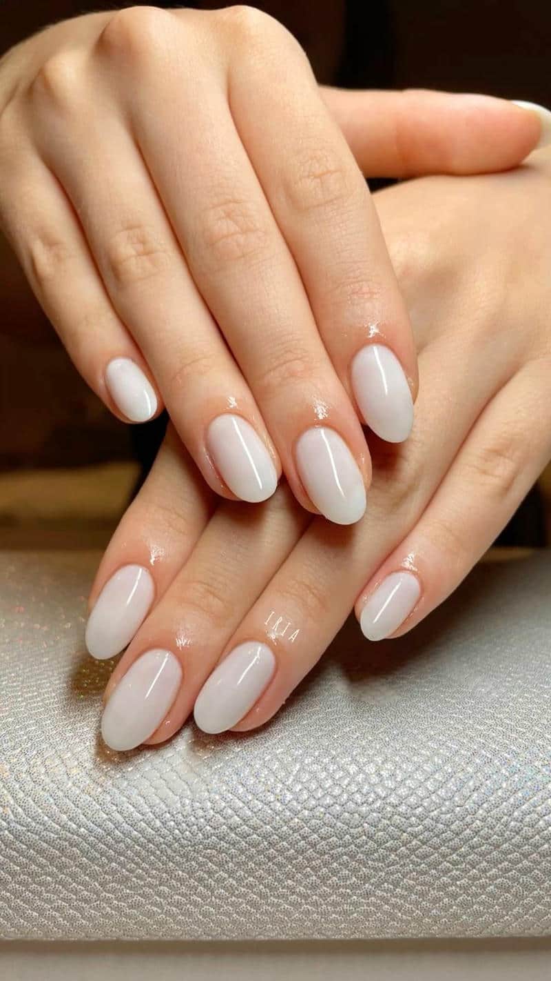 nail tay màu trắng kim tuyến