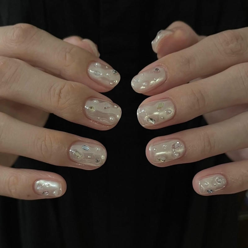 nail tay ngọc trai dự tiệc