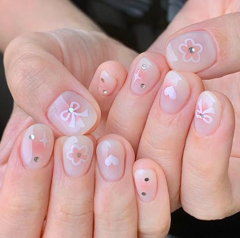 nail tay trái tim cực chất