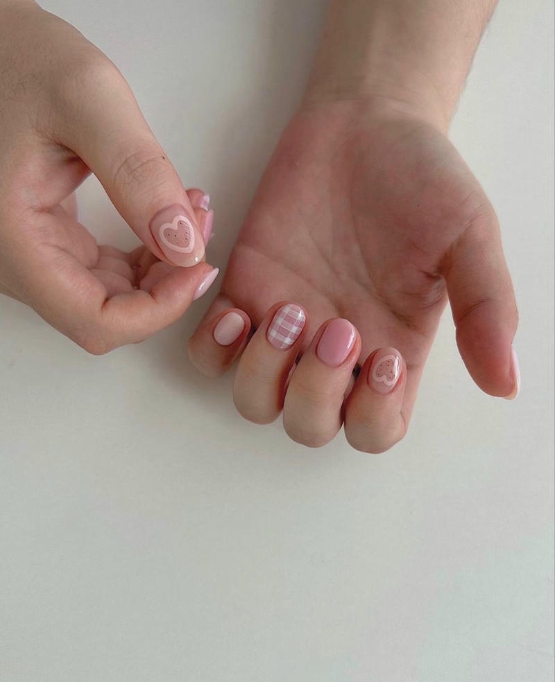 nail tay trái tim hợp xu hướng