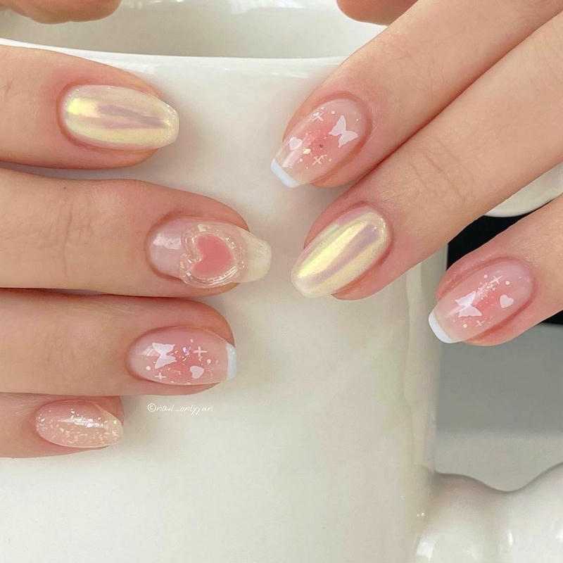 nail tay trái tim phong cách