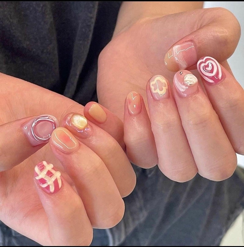 nail tay trái tim thời thượng